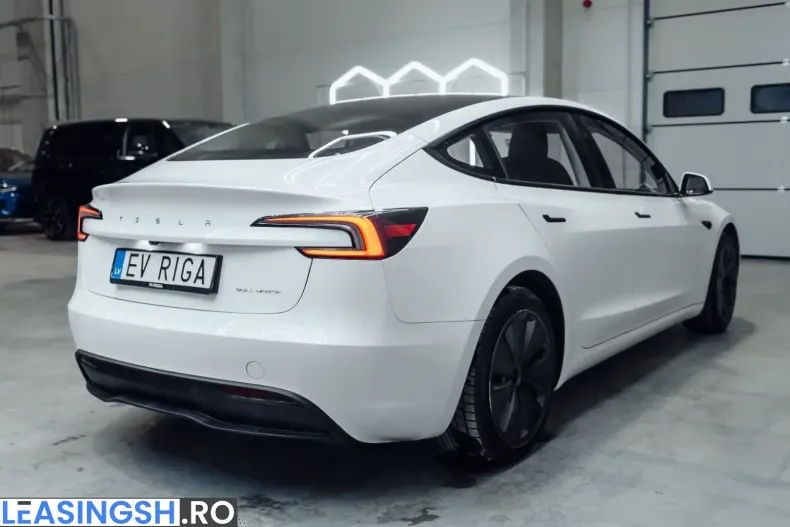 Tesla Model 3 din 2024 cu 76.400 km - oferta TES205742 - foto 7