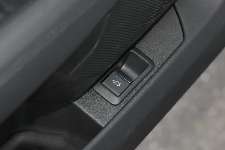 Audi e-tron GT din 2023 cu 46.500 km - oferta AUD205747 - foto 7