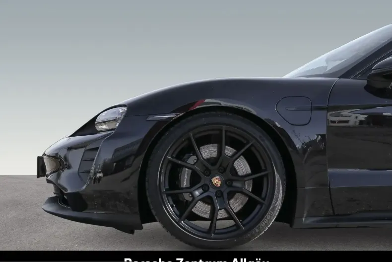 Porsche Taycan din 2023 cu 28.600 km - oferta POR205762 - foto 27