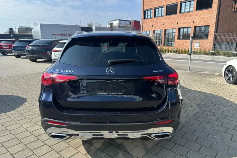 Mercedes-Benz GLC 300 (Clasa GLC) din 2023 cu 67.000 km - oferta MER205763 - foto 8