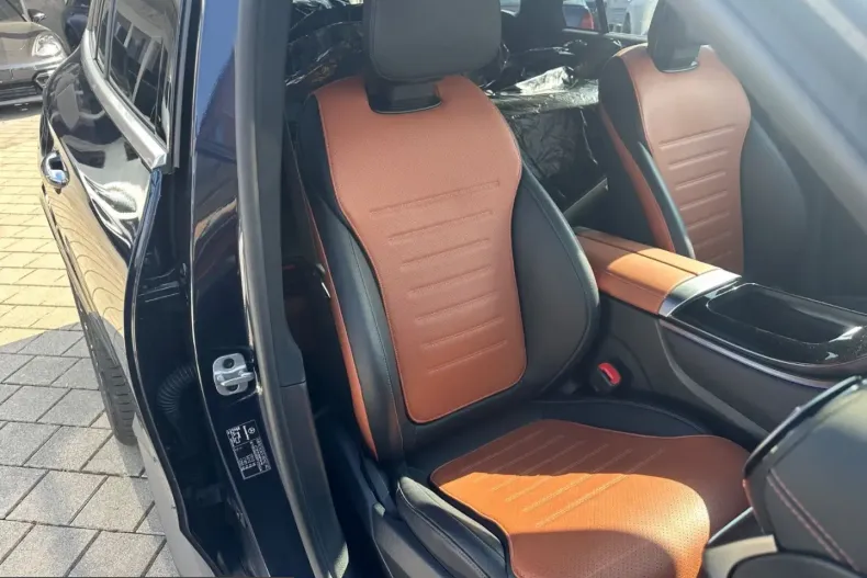 Mercedes-Benz GLC 300 (Clasa GLC) din 2023 cu 67.000 km - oferta MER205763 - foto 11