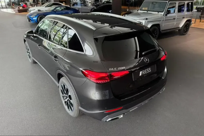 Mercedes-Benz GLC 200 (Clasa GLC) din 2025 cu 9.999 km - oferta MER205764 - foto 5