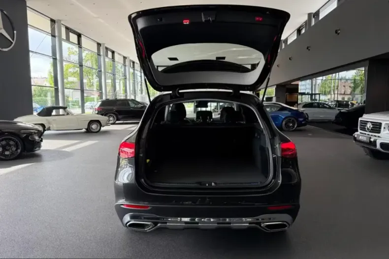 Mercedes-Benz GLC 200 (Clasa GLC) din 2025 cu 9.999 km - oferta MER205764 - foto 6