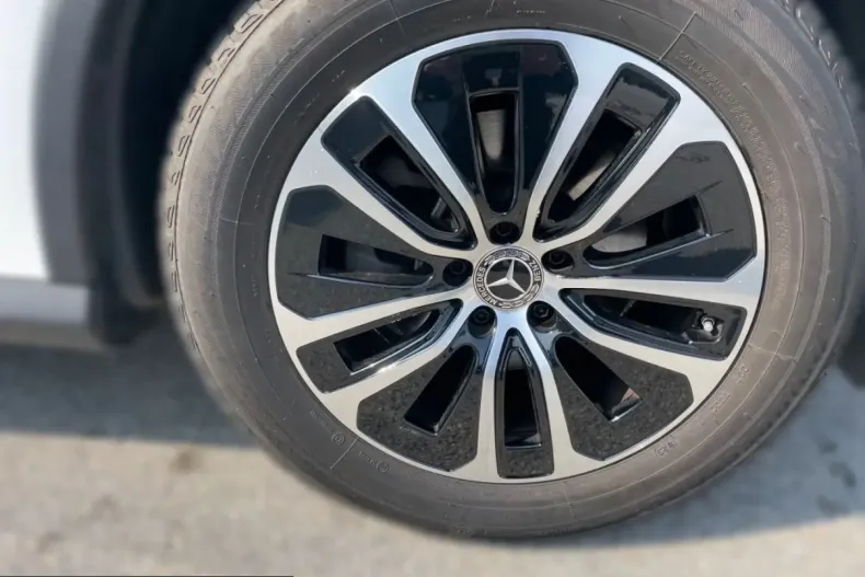 Mercedes-Benz GLC 220 (Clasa GLC) din 2025 cu 14.490 km - oferta MER205765 - foto 7