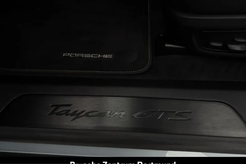 Porsche Taycan din 2023 cu 77.846 km - oferta POR205767 - foto 22
