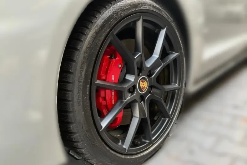 Porsche Taycan din 2023 cu 65.550 km - oferta POR205768 - foto 3