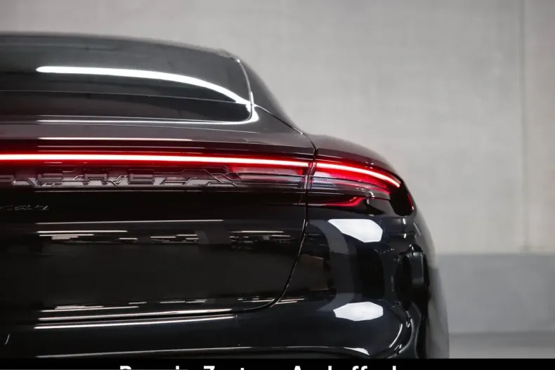 Porsche Taycan din 2023 cu 12.900 km - oferta POR205769 - foto 7