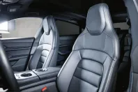 Porsche Taycan din 2023 cu 12.900 km - oferta POR205769 - foto 15
