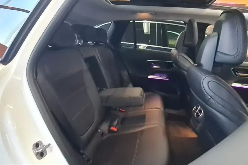 Mercedes-Benz GLC 220 (Clasa GLC) din 2023 cu 39.952 km - oferta MER205770 - foto 3