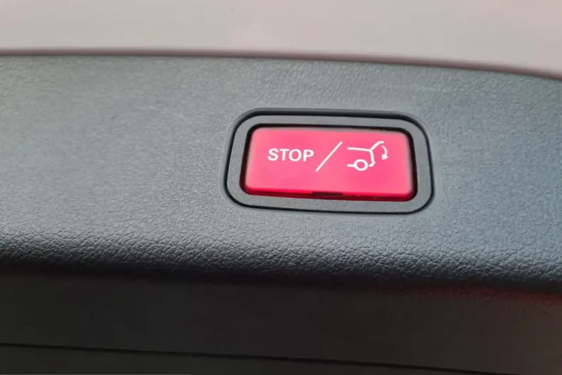 Mercedes-Benz GLC 220 (Clasa GLC) din 2023 cu 39.952 km - oferta MER205770 - foto 15