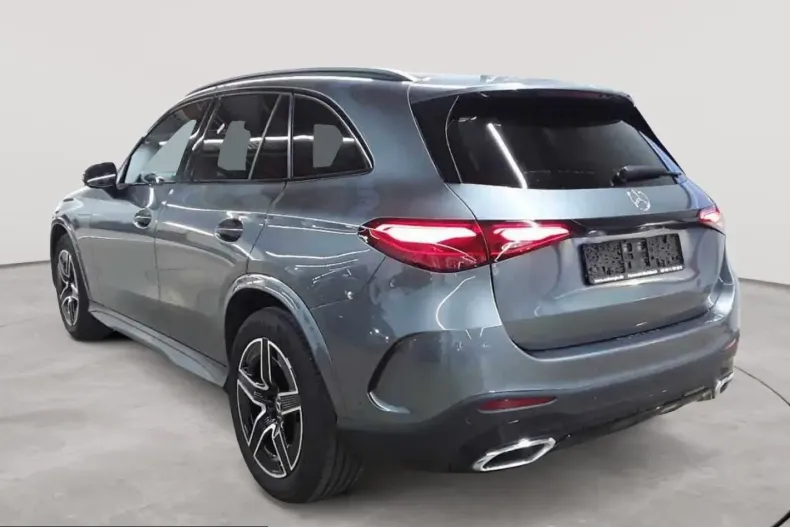 Mercedes-Benz GLC 200 (Clasa GLC) din 2023 cu 33.761 km - oferta MER205775 - foto 3