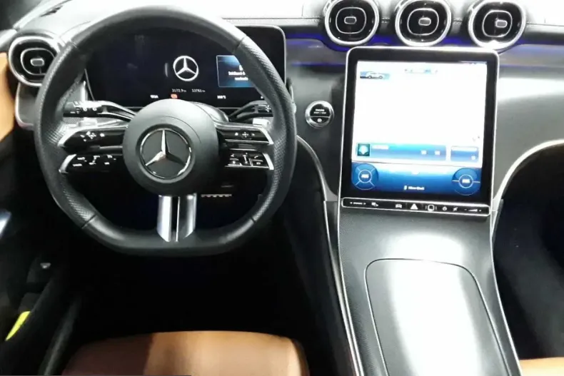 Mercedes-Benz GLC 200 (Clasa GLC) din 2023 cu 33.761 km - oferta MER205775 - foto 7