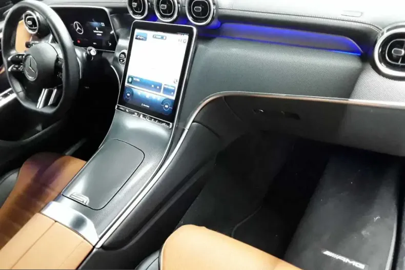 Mercedes-Benz GLC 200 (Clasa GLC) din 2023 cu 33.761 km - oferta MER205775 - foto 12
