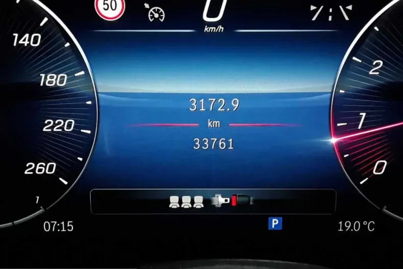 Mercedes-Benz GLC 200 (Clasa GLC) din 2023 cu 33.761 km - oferta MER205775 - foto 16