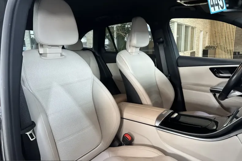 Mercedes-Benz GLC 220 (Clasa GLC) din 2023 cu 99.987 km - oferta MER205782 - foto 3