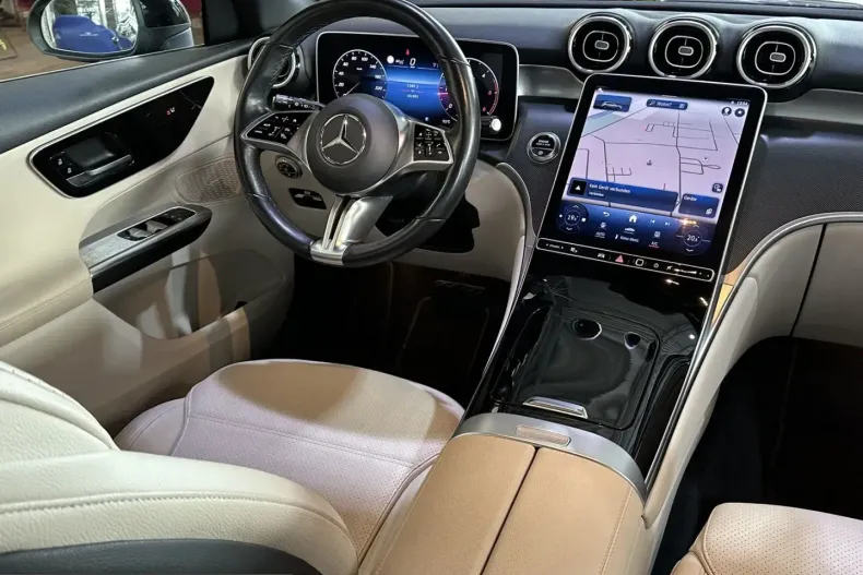 Mercedes-Benz GLC 220 (Clasa GLC) din 2023 cu 99.987 km - oferta MER205782 - foto 4