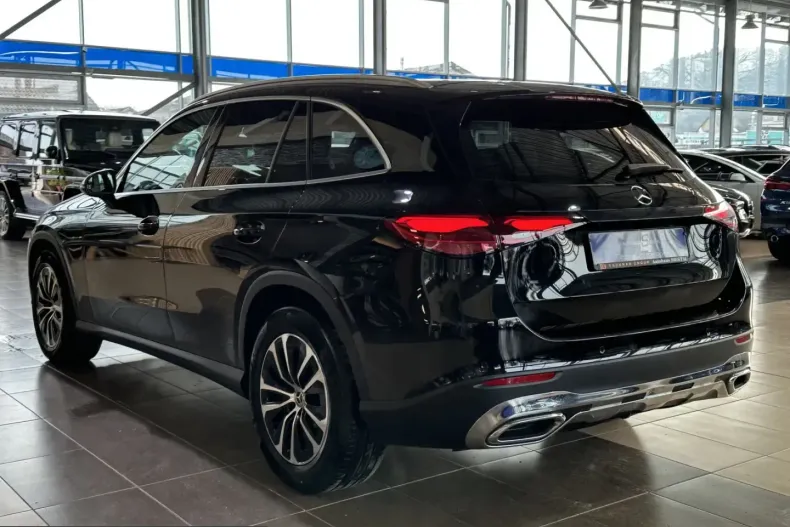 Mercedes-Benz GLC 220 (Clasa GLC) din 2023 cu 99.987 km - oferta MER205782 - foto 7