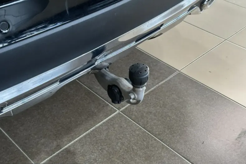 Mercedes-Benz GLC 220 (Clasa GLC) din 2023 cu 99.987 km - oferta MER205782 - foto 10