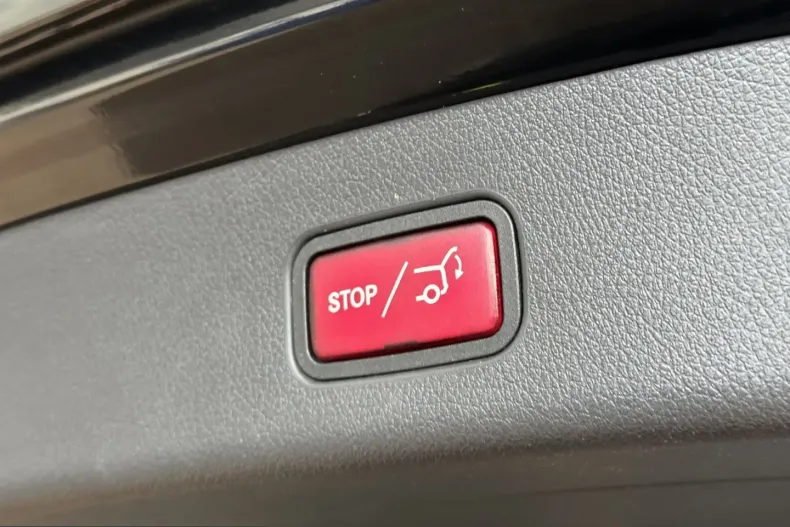 Mercedes-Benz GLC 220 (Clasa GLC) din 2023 cu 99.987 km - oferta MER205782 - foto 11