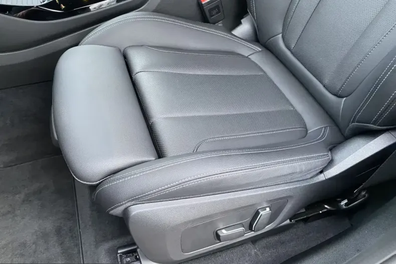 BMW iX3 (Seria X) din 2024 cu 13.393 km - oferta BMW205785 - foto 7