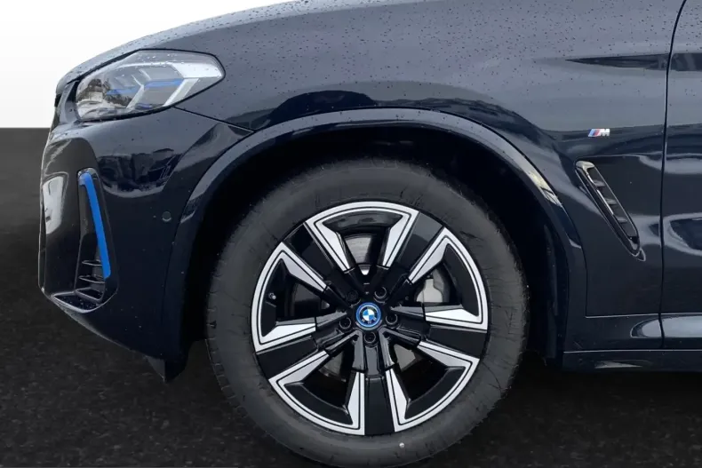 BMW iX3 (Seria X) din 2024 cu 13.393 km - oferta BMW205785 - foto 14