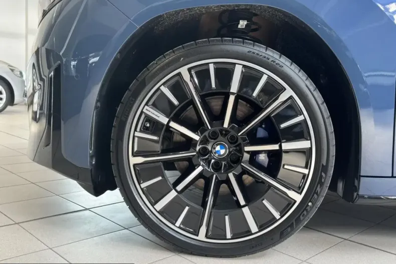 BMW iX3 (Seria X) din 2026 cu 1 km - oferta BMW205786 - foto 6