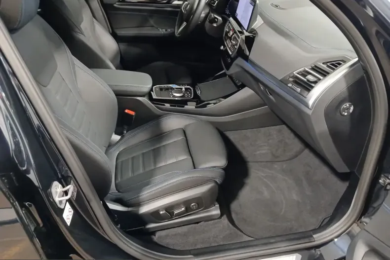 BMW iX3 (Seria X) din 2024 cu 21.839 km - oferta BMW205787 - foto 7