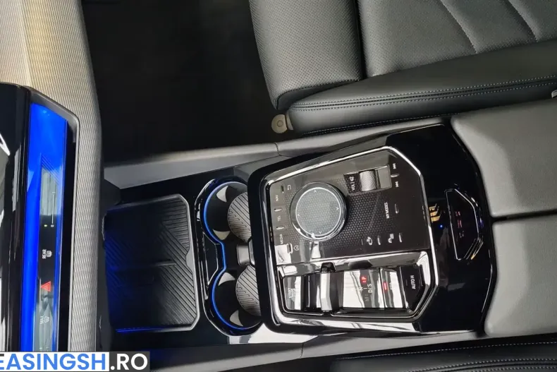 BMW 520 (Seria 5) din 2025 cu 9.400 km - oferta BMW205788 - foto 16
