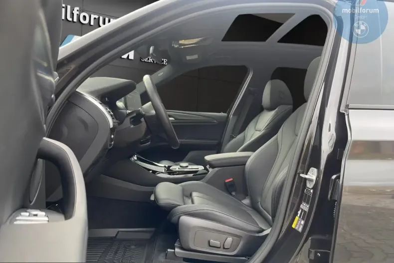 BMW iX3 (Seria X) din 2024 cu 10.554 km - oferta BMW205790 - foto 8