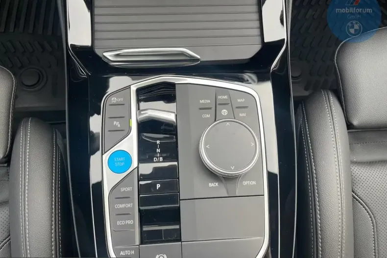 BMW iX3 (Seria X) din 2024 cu 10.554 km - oferta BMW205790 - foto 15
