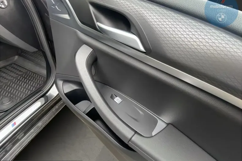 BMW iX3 (Seria X) din 2024 cu 10.554 km - oferta BMW205790 - foto 18