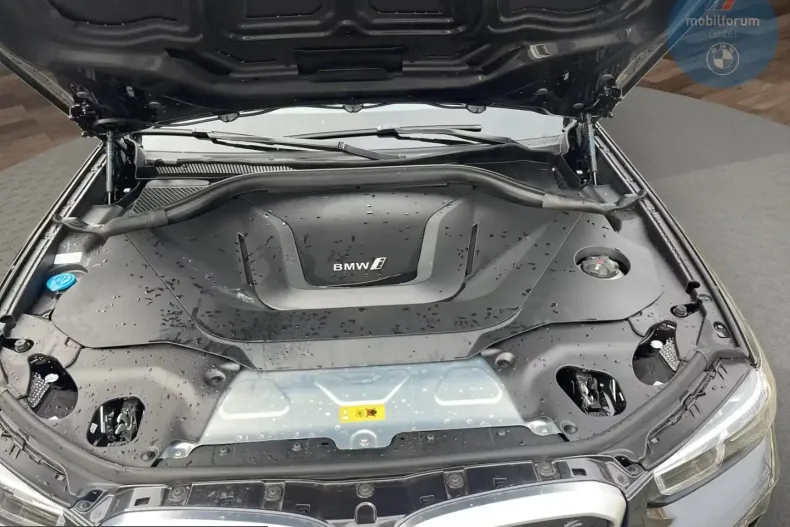 BMW iX3 (Seria X) din 2024 cu 10.554 km - oferta BMW205790 - foto 20