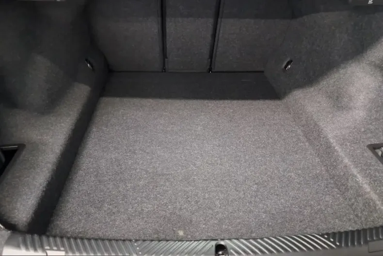 BMW 520 (Seria 5) din 2025 cu 20.065 km - oferta BMW205792 - foto 6