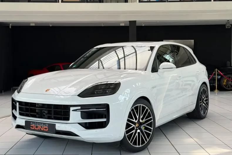 Porsche Cayenne din 2025 cu 15.000 km - oferta POR205793 - foto 2