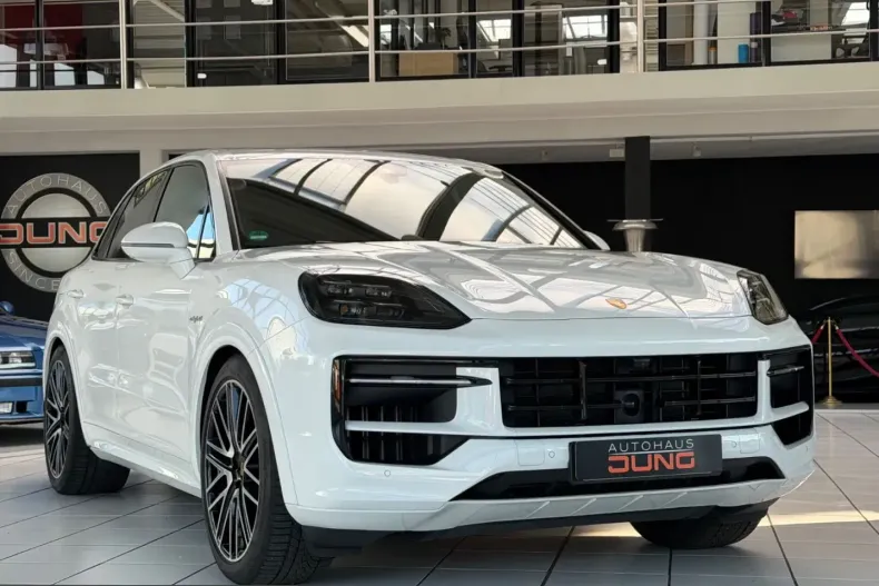 Porsche Cayenne din 2025 cu 15.000 km - oferta POR205793 - foto 6