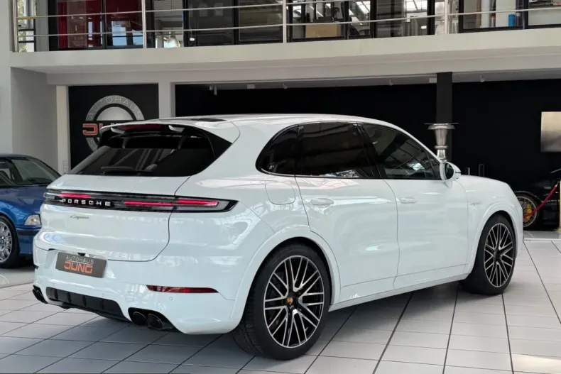 Porsche Cayenne din 2025 cu 15.000 km - oferta POR205793 - foto 14