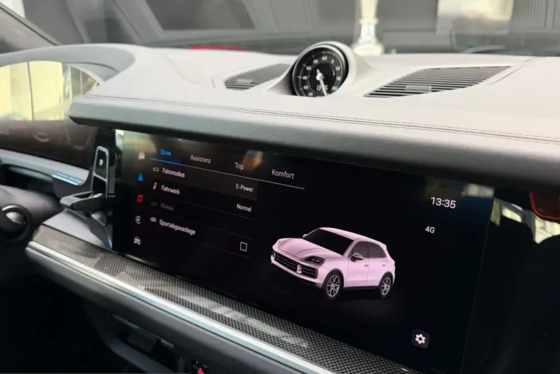 Porsche Cayenne din 2025 cu 15.000 km - oferta POR205793 - foto 40