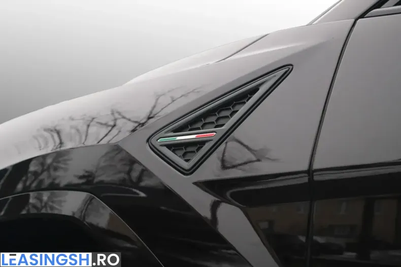 Lamborghini Urus din 2024 cu 3.700 km - oferta LAM205794 - foto 10