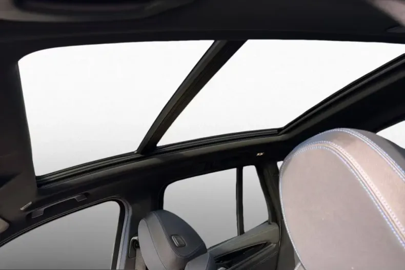 BMW iX3 (Seria X) din 2024 cu 52.578 km - oferta BMW205798 - foto 12