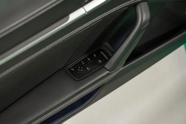 Porsche 992 din 2022 cu 11.999 km - oferta POR205799 - foto 22