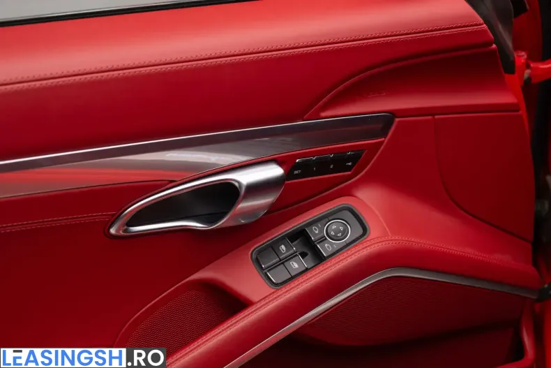 Porsche Cayman din 2024 cu 10.400 km - oferta POR205801 - foto 7