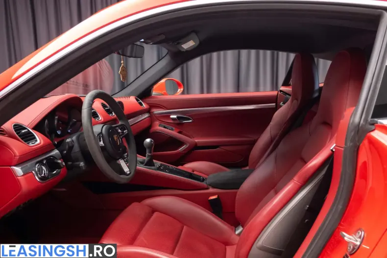 Porsche Cayman din 2024 cu 10.400 km - oferta POR205801 - foto 8