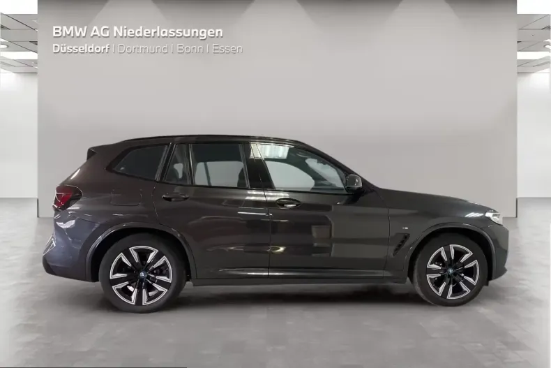 BMW iX3 (Seria X) din 2024 cu 45.555 km - oferta BMW205802 - foto 4