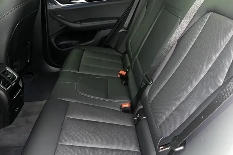 BMW iX3 (Seria X) din 2024 cu 45.555 km - oferta BMW205802 - foto 9