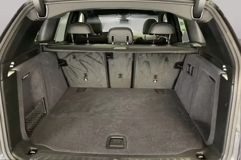 BMW iX3 (Seria X) din 2024 cu 45.555 km - oferta BMW205802 - foto 11