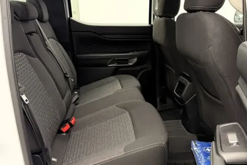 Ford Ranger din 2025 cu 47.600 km - oferta FOR205804 - foto 22