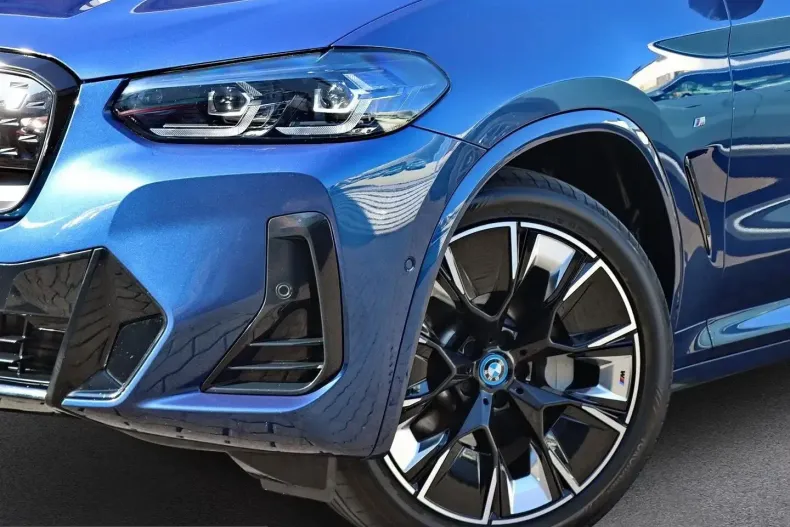 BMW iX3 (Seria X) din 2023 cu 35.273 km - oferta BMW205805 - foto 12