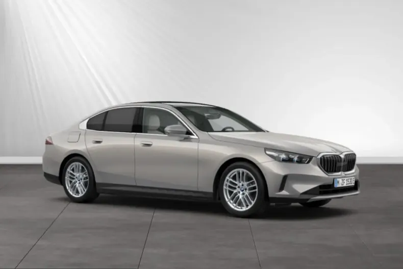 BMW 530 (Seria 5) din 2024 cu 39.989 km - oferta BMW205806 - foto 9