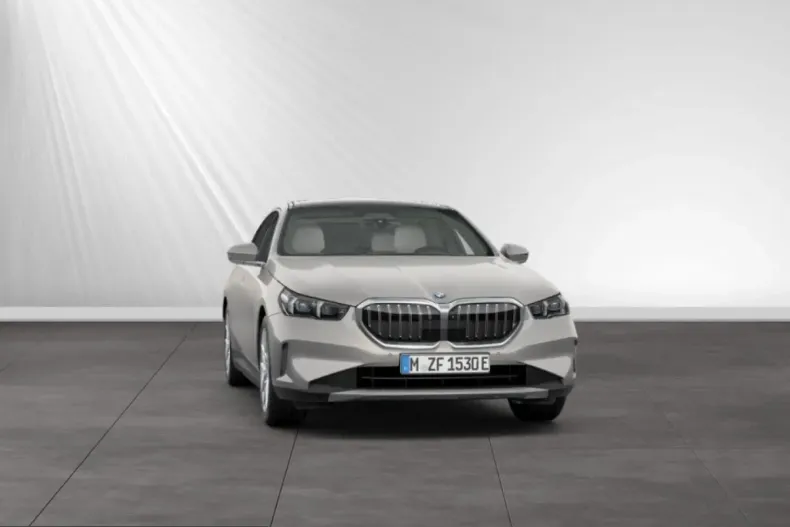 BMW 530 (Seria 5) din 2024 cu 39.989 km - oferta BMW205806 - foto 10