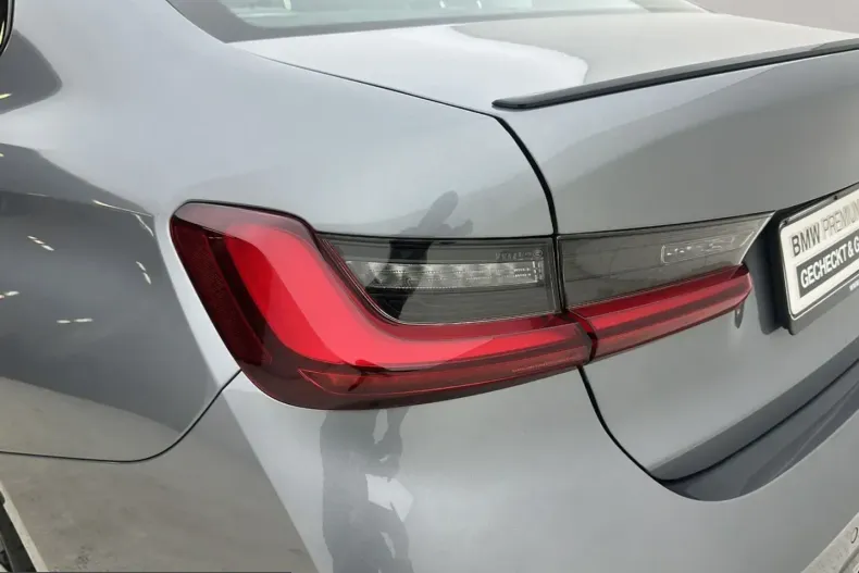 BMW 330 (Seria 3) din 2024 cu 22.193 km - oferta BMW205809 - foto 16